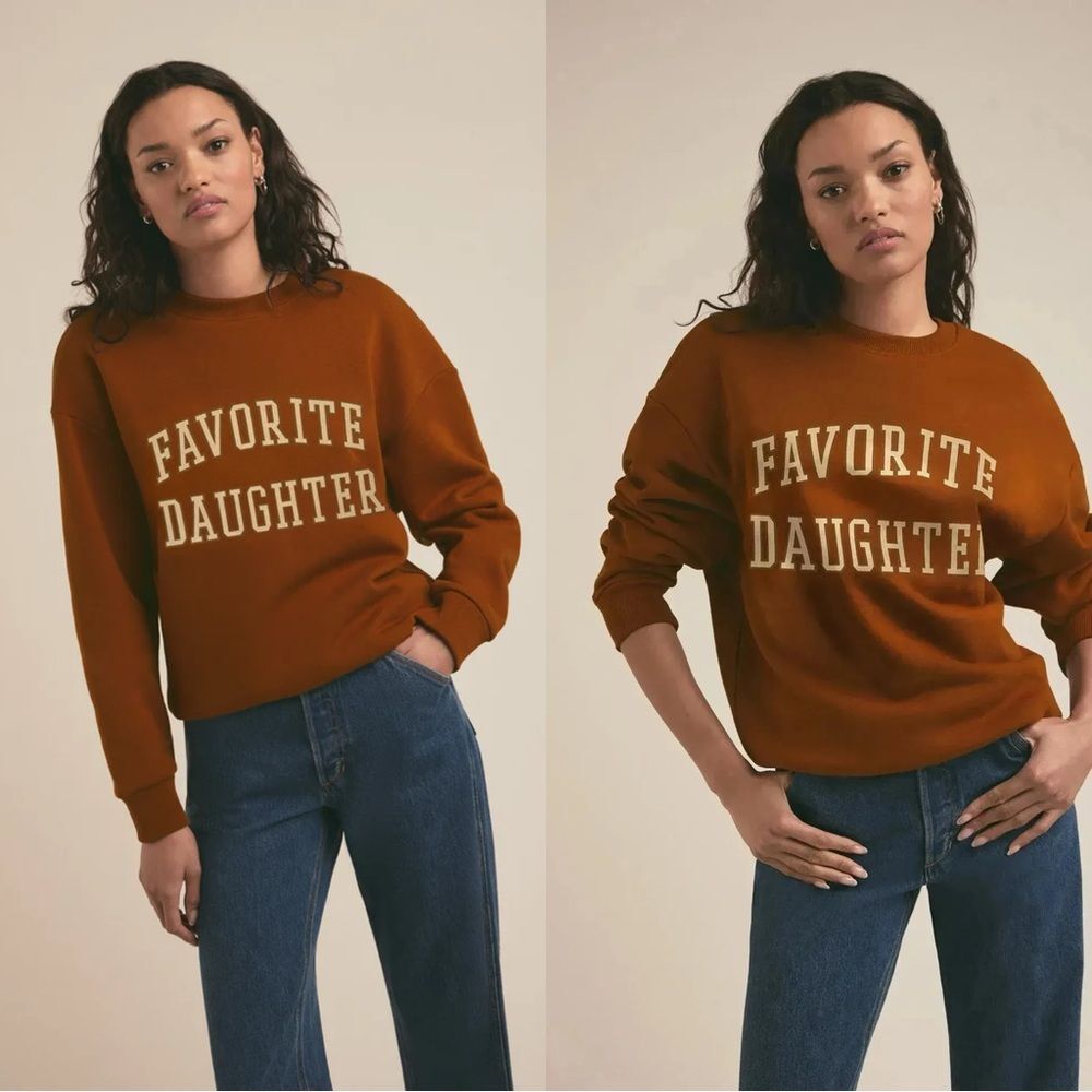Favorite Daughter THE COLLEGIATE SWEATSHIRT in camel